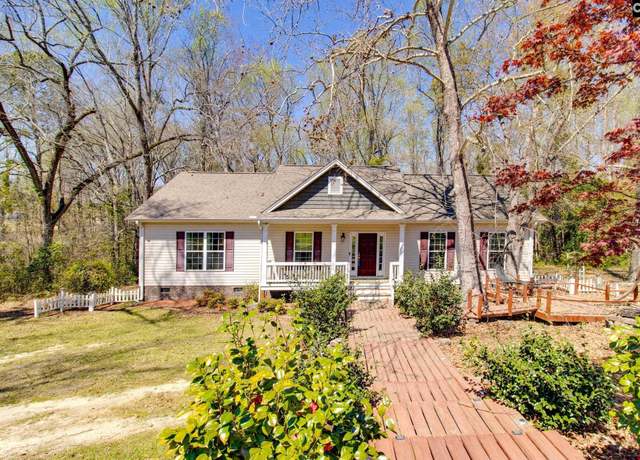 Property at 1262 Robert Hendrix Rd, Lexington, SC 29073, 3 beds, 2 baths