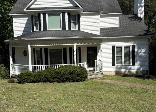 Property at 220 Alton Pl, Columbia, SC 29210, 3 beds, 2.5 baths