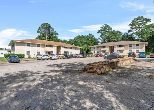Property at 1401 Elmtree Rd, Columbia, SC 29209, 5 beds, 4 baths