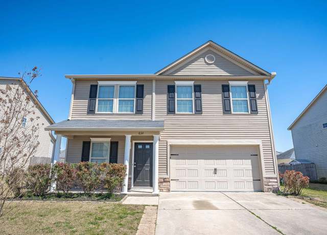Property at 834 Dovefield Ln, Lexington, SC 29073, 5 beds, 3 baths