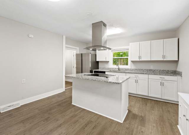Property at 1414 Mount Vernon, Columbia, SC 29203-5897, 3 beds, 2 baths