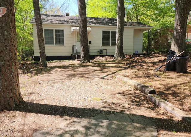 Property at 303 Southview Dr, Laurens, SC 29360, 2 beds, 2 baths