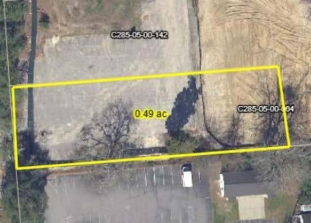 Property at 1302 Lyttleton St, Camden, SC 29020-0000