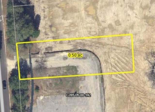 Property at 1310 Lyttleton St, Camden, SC 29020-0000