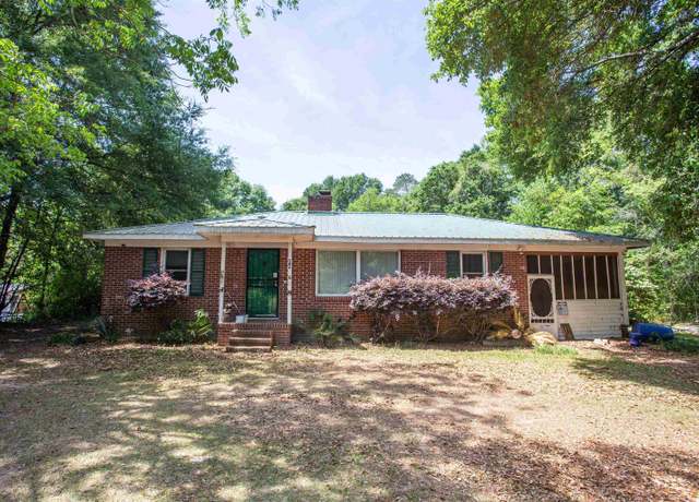 Property at 66 Elizabeth St, Camden, SC 29020, 3 beds, 1 bath