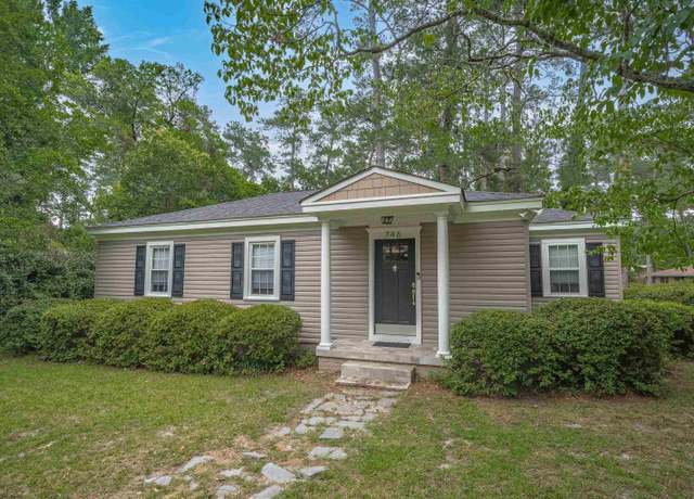 Property at 746 Deerwood St, Columbia, SC 29205, 3 beds, 2 baths