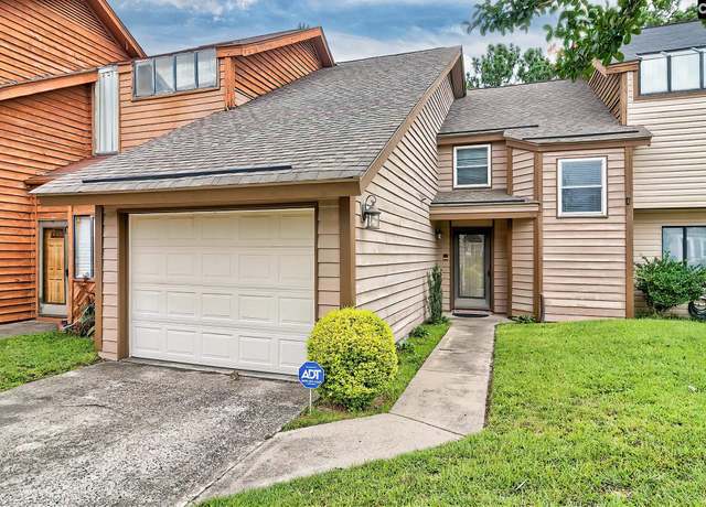 Property at 204 Hounds Ct N, Columbia, SC 29223, 2 beds, 2.5 baths
