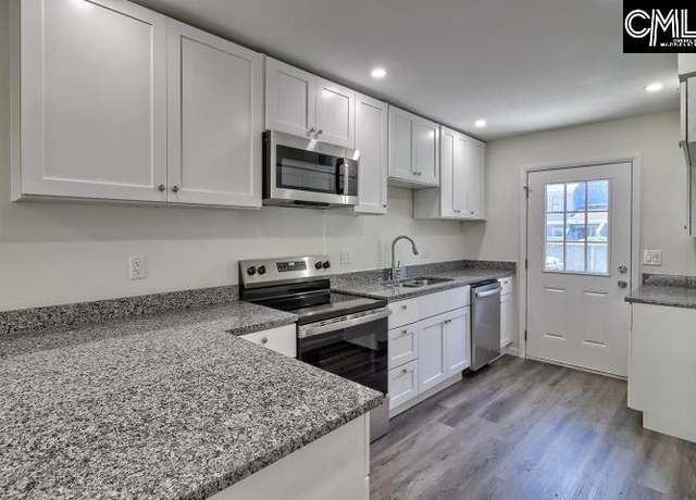 Property at 165 Wood Ct, Columbia, SC 29210, 3 beds, 1.5 baths