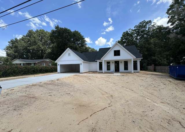 Property at 802 Veterans Rd, Columbia, SC 29209, 3 beds, 2 baths