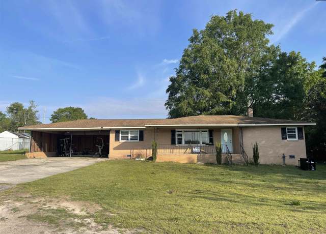 Property at 303 Nell St, Batesburg, SC 29006, 2 beds, 1.5 baths