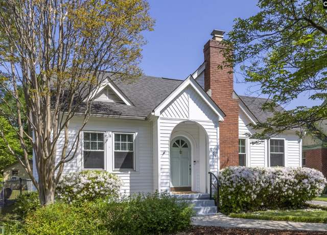Property at 604 Oakland Ave, Cayce, SC 29033, 2 beds, 1 bath