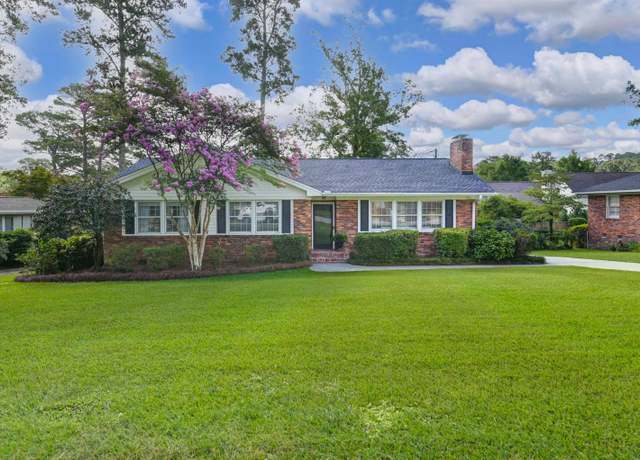 Property at 808 Rickenbaker Rd, Columbia, SC 29205, 3 beds, 2 baths