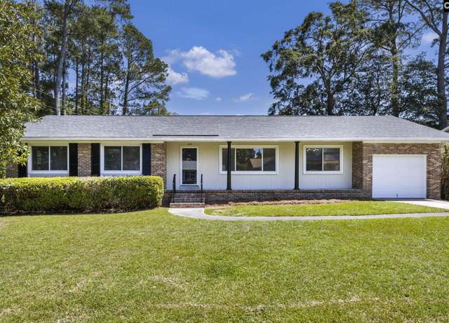 Property at 808 Danbury Dr, Columbia, SC 29203, 3 beds, 2 baths