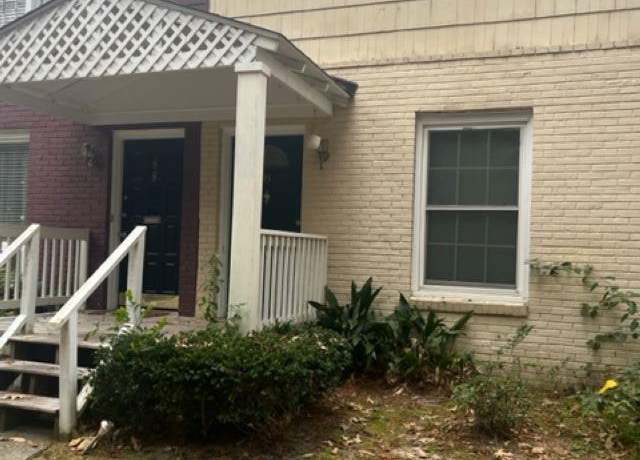 Property at 3906 Overbrook Dr, Columbia, SC 29205, 2 beds, 1.5 baths