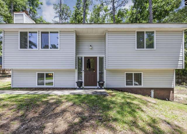 Property at 186 Snow Ln, Lexington, SC 29073, 3 beds, 2 baths