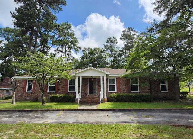 Property at 3210 Hunter Dr, Orangeburg, SC 29118, 4 beds, 2 baths