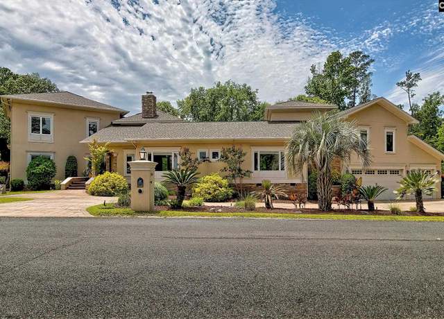 Property at 940 Willow Cove Rd, Chapin, SC 29036, 5 beds, 5.5 baths