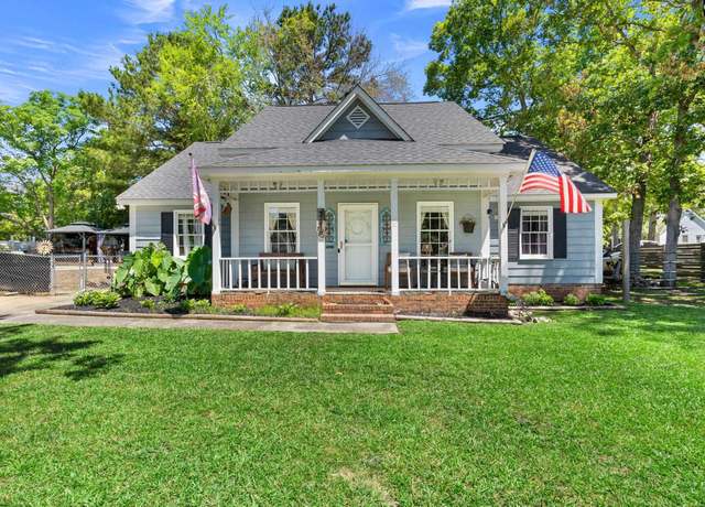 Property at 336 S Royal Tower Dr, Irmo, SC 29063, 3 beds, 2 baths