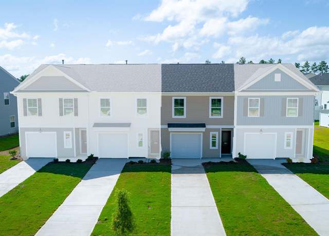 Property at 1230 Wylie St Unit B, Camden, SC 29020, 3 beds, 2.5 baths