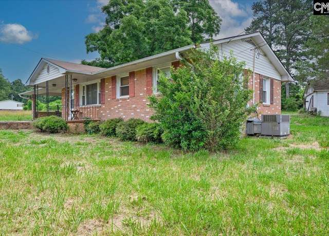 Property at 239 Robinson Ave, Winnsboro, SC 29180, 2 beds, 1 bath
