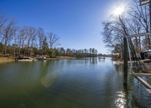 Property at 131 Arrow Shores Cir, Chapin, SC 29036, 5 beds, 2 baths