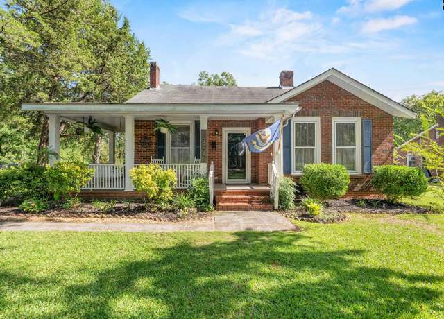 Property at 323 W High St, Winnsboro, SC 29180, 2 beds, 2 baths