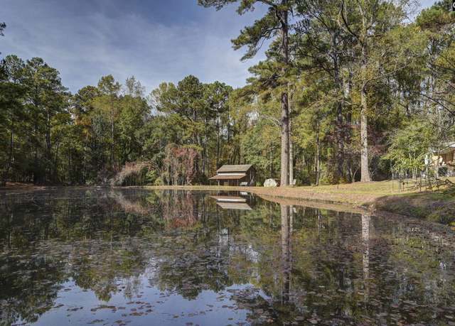 Property at 1011 Killian Loop, Columbia, SC 29203, 3 beds, 1 bath