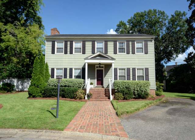 Property at 102 William And Mary Ct, Columbia, SC 29205, 3 beds, 2.5 baths