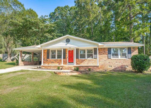 Property at 131 Laurel Dr, Lexington, SC 29072, 3 beds, 2 baths