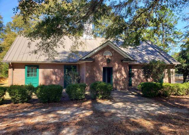 Property at 76 Brookwood Rd, Camden, SC 29020