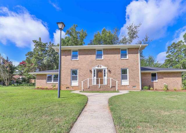 Property at 300 Kirkstone Rd, Irmo, SC 29063, 3 beds, 2.5 baths