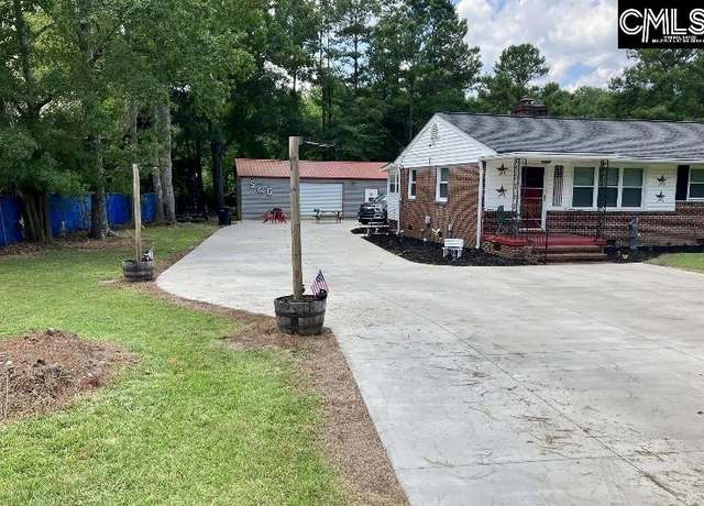 Property at 83 Lachicotte Rd, Lugoff, SC 29078, 3 beds, 1.5 baths