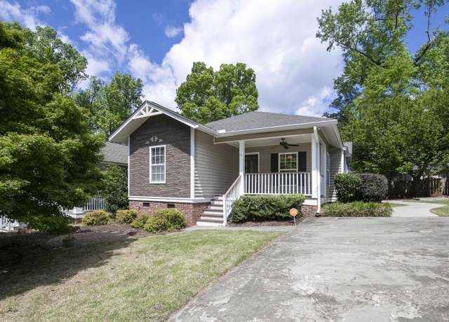 Property at 15 Summerlea Ln, Columbia, SC 29203, 3 beds, 2 baths