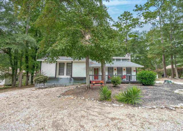 Property at 2 Oak Edge Ct, Columbia, SC 29212, 3 beds, 2 baths