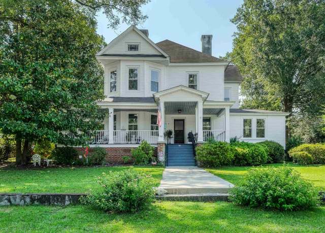 Property at 1912 Harper St, Newberry, SC 29108, 5 beds, 4 baths