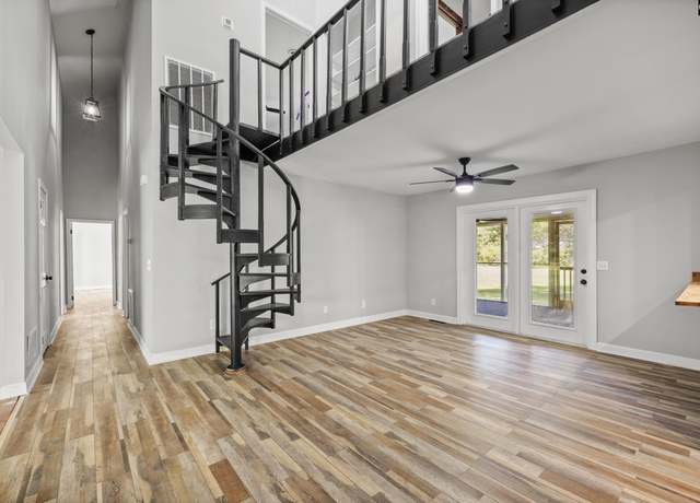 Property at 818 Motley Rd, Hopkins, SC 29061, 6 beds, 4 baths
