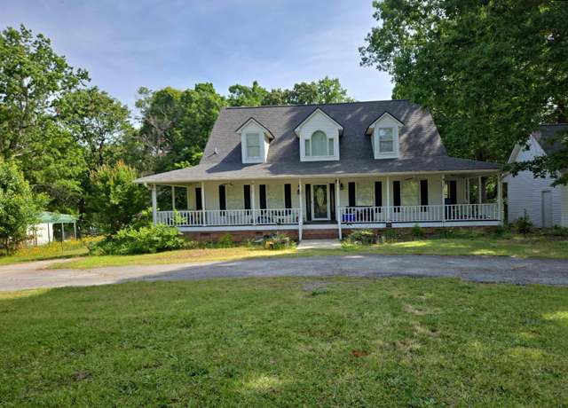 Property at 261 Long, Saluda, SC 29138, 3 beds, 2.5 baths