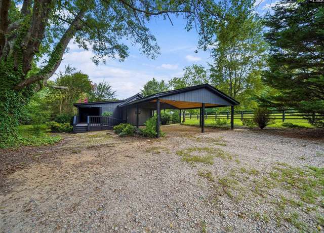 Property at 6302 Richburg Rd, Great Falls, SC 29055, 3 beds, 2 baths