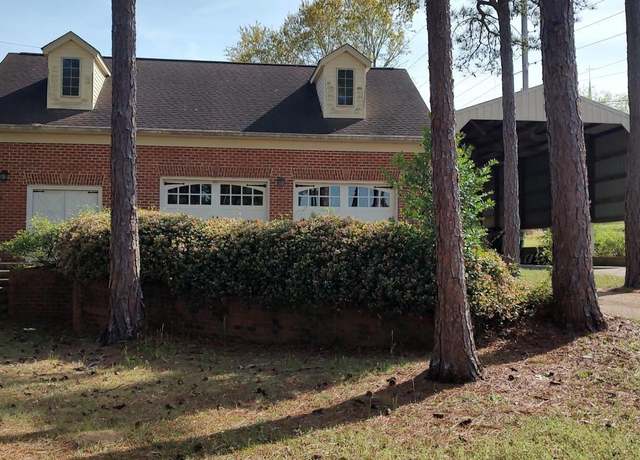 Property at 200 Arcadia Lakes Dr, Columbia, SC 29206, 2 beds, 0.5 baths
