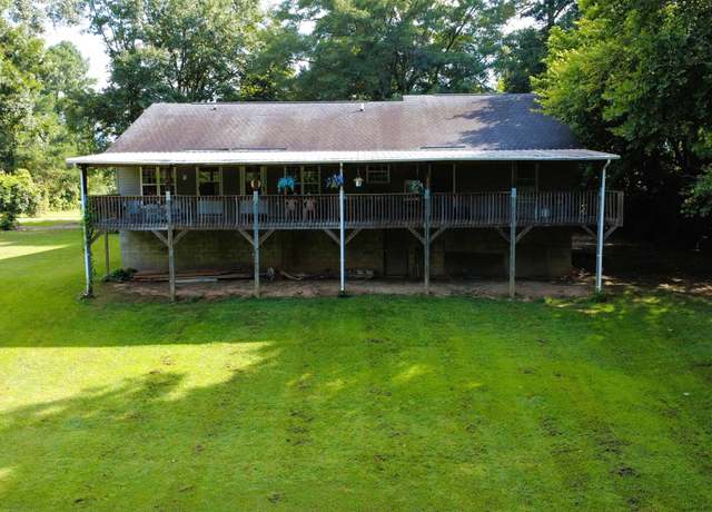 Property at 195 Wild Turkey Lane Ln, Camden, SC 29020, 4 beds, 2.5 baths