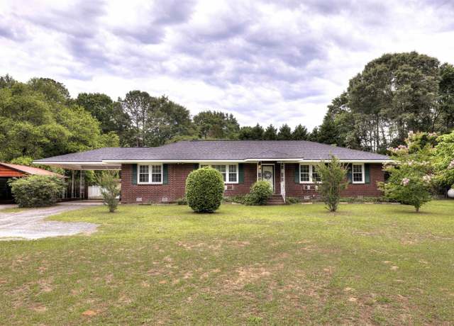 Property at 1957 Pinewood Rd, Sumter, SC 29154-9999, 3 beds, 2 baths