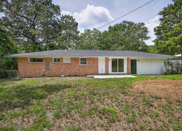 Property at 1644 Overhill Rd, Columbia, SC 29223, 4 beds, 2 baths