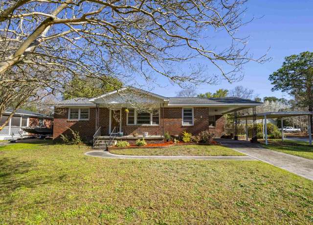 Property at 2635 Haynes Ln, Cayce, SC 29033, 3 beds, 1.5 baths
