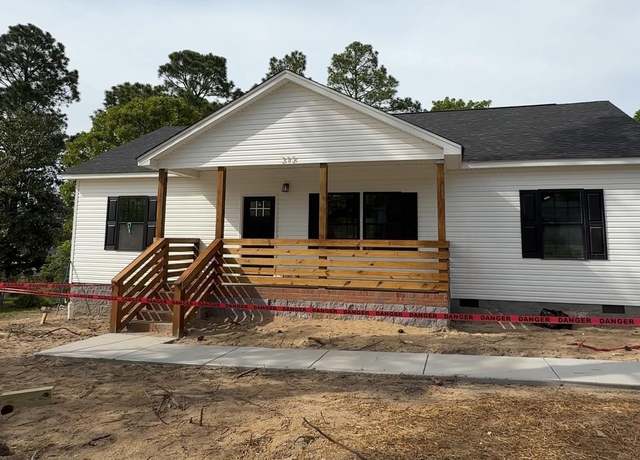 Property at 315 Concourse Dr, Columbia, SC 29223, 3 beds, 2 baths