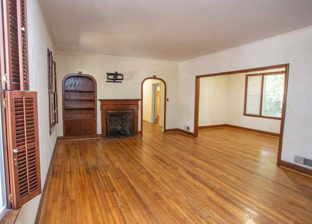 Property at 1407 Sarsfield Ave, Camden, SC 29020-0000, 4 beds, 3.5 baths