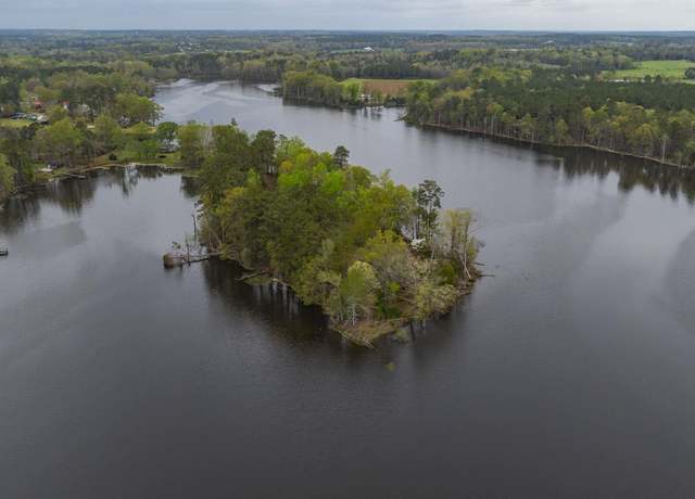 Property at 100 Harbors End Dr, Saluda, SC 29138