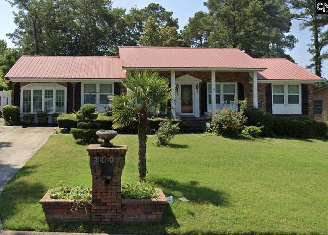 Property at 900 Danbury Dr, Columbia, SC 29203, 4 beds, 2 baths