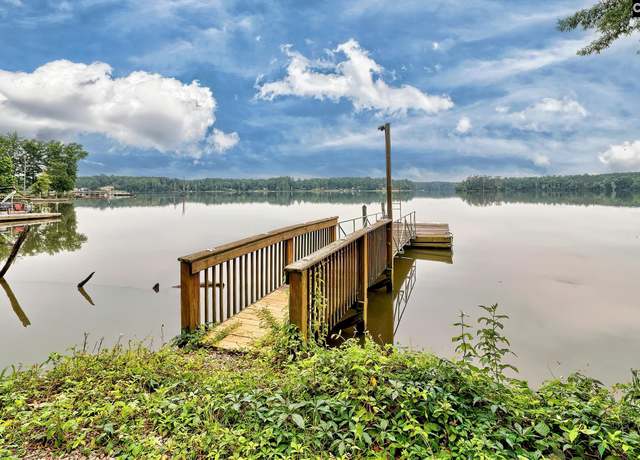 Property at 117 Peninsula Ct, Prosperity, SC 29127-6912, 4 beds, 2.5 baths
