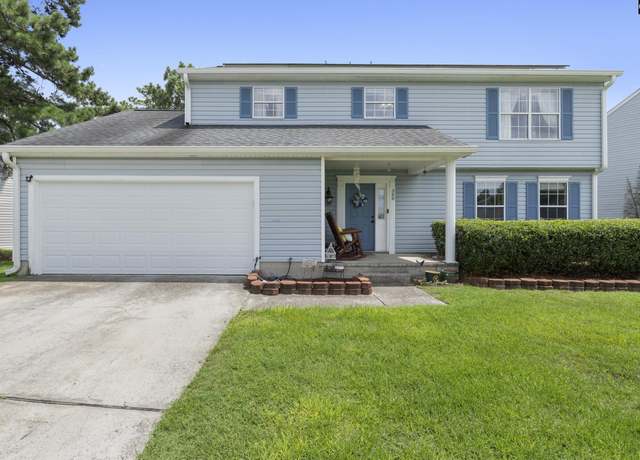 Property at 300 Green Rose, Columbia, SC 29229-9128, 4 beds, 2.5 baths