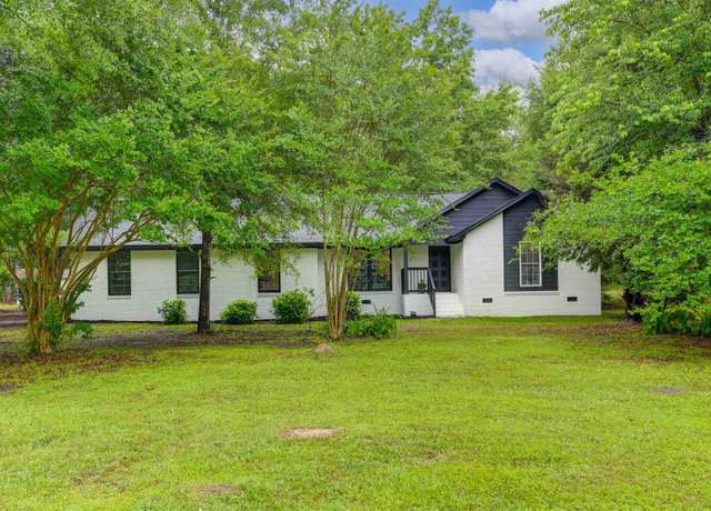 Property at 3006 Old Hickory Ln, Elgin, SC 29045, 3 beds, 2 baths